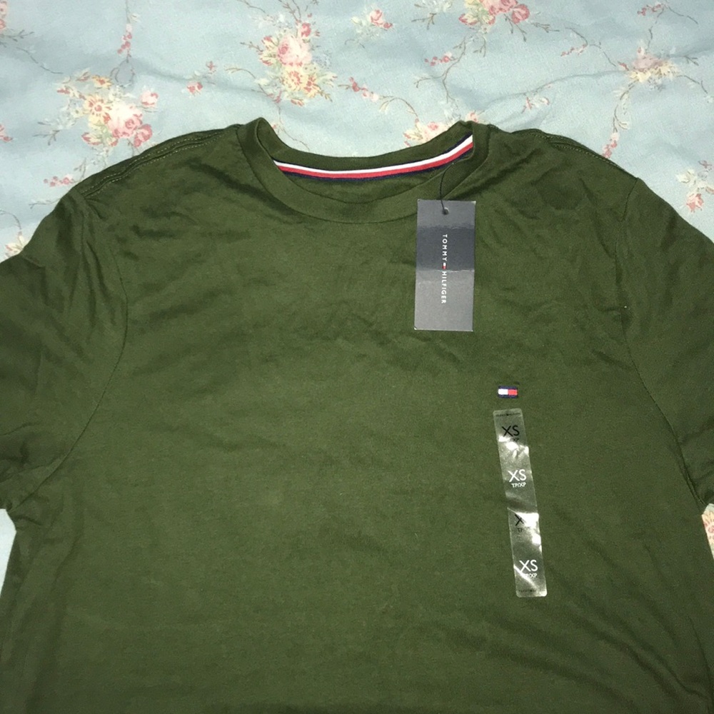 Tommy Hilfiger T shirt